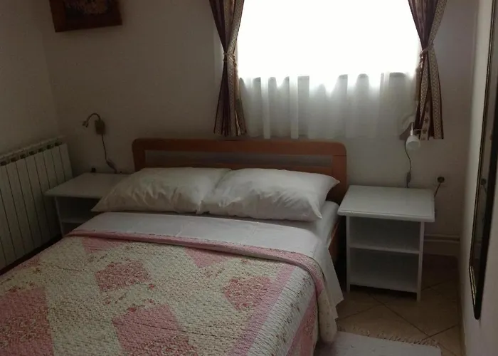 公寓 Maria's Place *